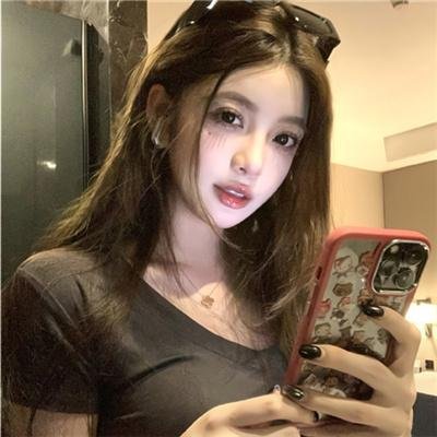 怎么办!高冷教官一亲就红温